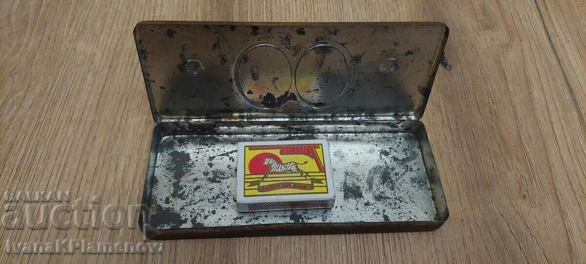Vintage metal box for collectors - 7