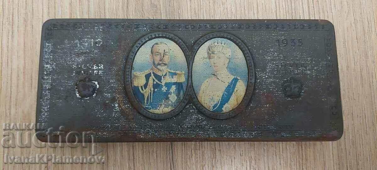 Кутийка метална винтидж за колекционери Кутийка метална винтидж за колекционери