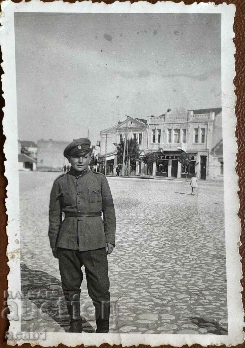 Varna 24.5.1943 Soldier on the square