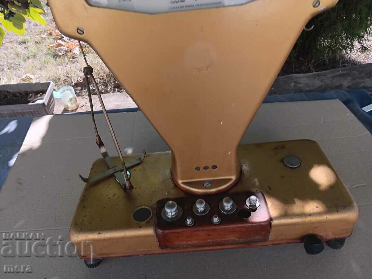 Antique gun scale with price 90.00 BGN | € 46.02