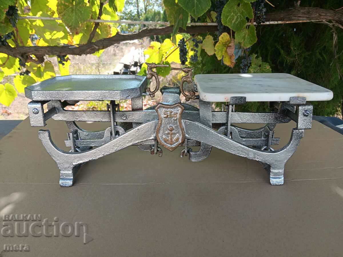 Antique scale with price 110.00 BGN | € 56.24 Antique scale with price 110.00 BGN | € 56.24