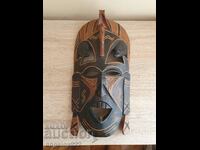 Solid wood figure figurine mask!