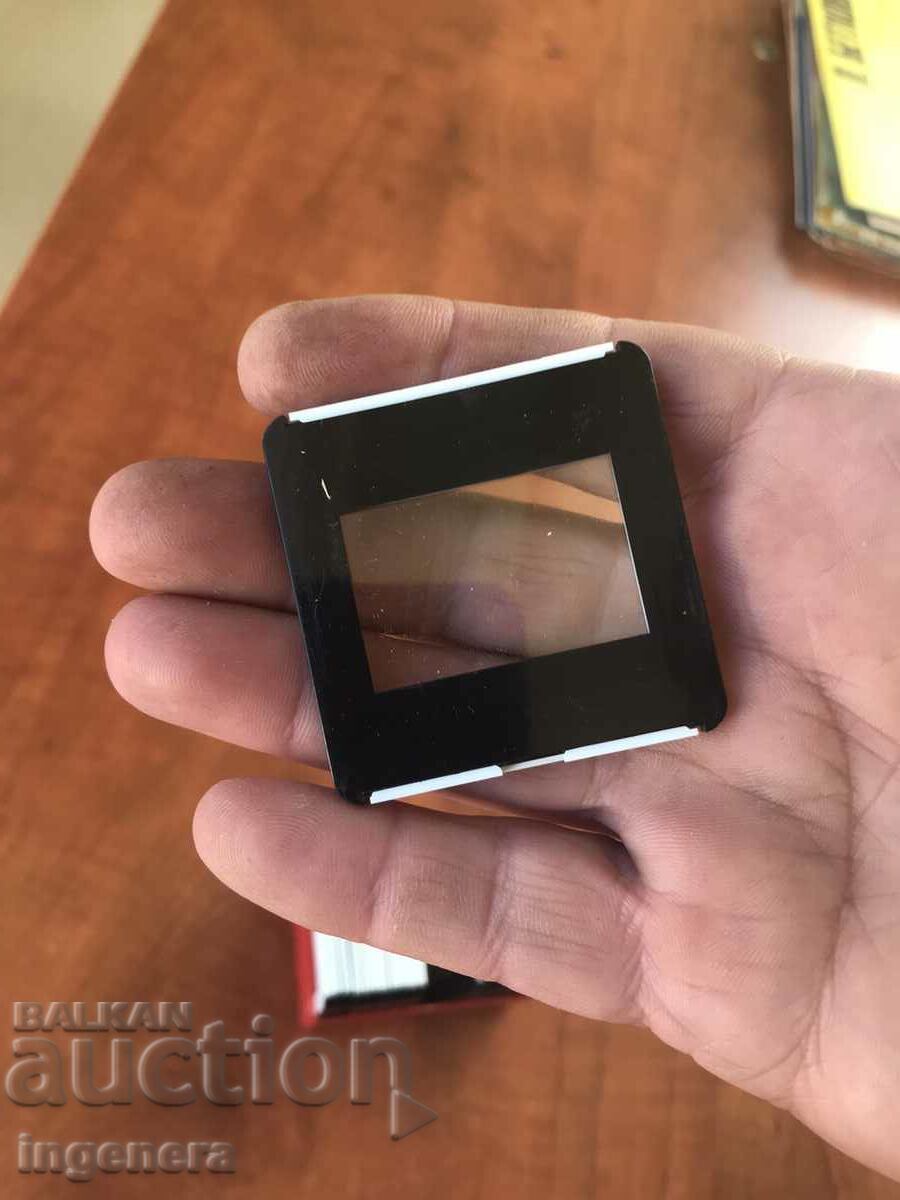 Delivery of FRAMES FOR SLIDES WITH GLASSES IN BOX NEW-23 PCS. Delivery of FRAMES FOR SLIDES WITH GLASSES IN BOX NEW-23 PCS.