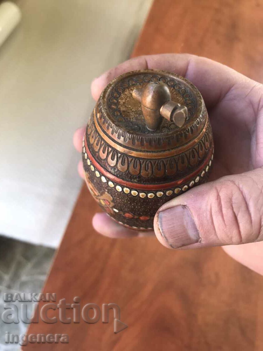 Delivery of BARREL SOUVENIR WOOD PYROGRAPH DRAWING