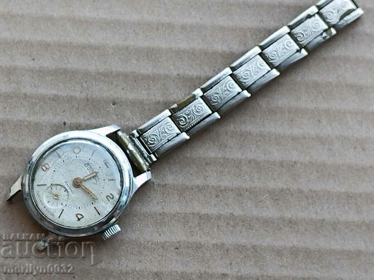 Vostok wristwatch DOESN'T WORK with price 43.00 BGN | € 21.99