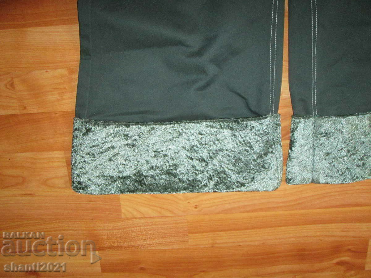 New with tag Y2K pants, size S - 7 New with tag Y2K pants, size S - 7