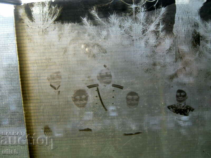 Kingdom of Bulgaria glass negative photographic plaque officers with price 10.00 BGN | € 5.11 Kingdom of Bulgaria glass negative photographic plaque officers with price 10.00 BGN | € 5.11