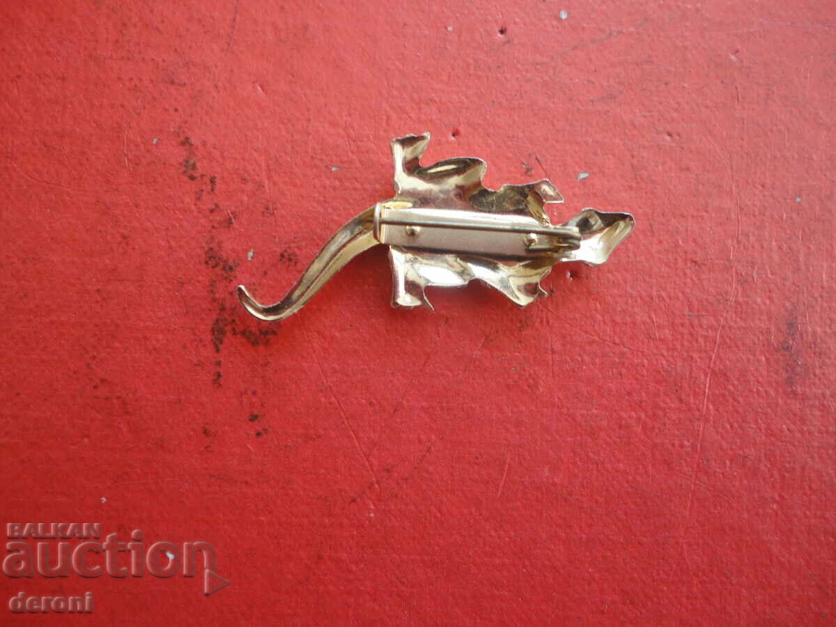 Auction Gold-plated brooch with stones 76 Auction Gold-plated brooch with stones 76