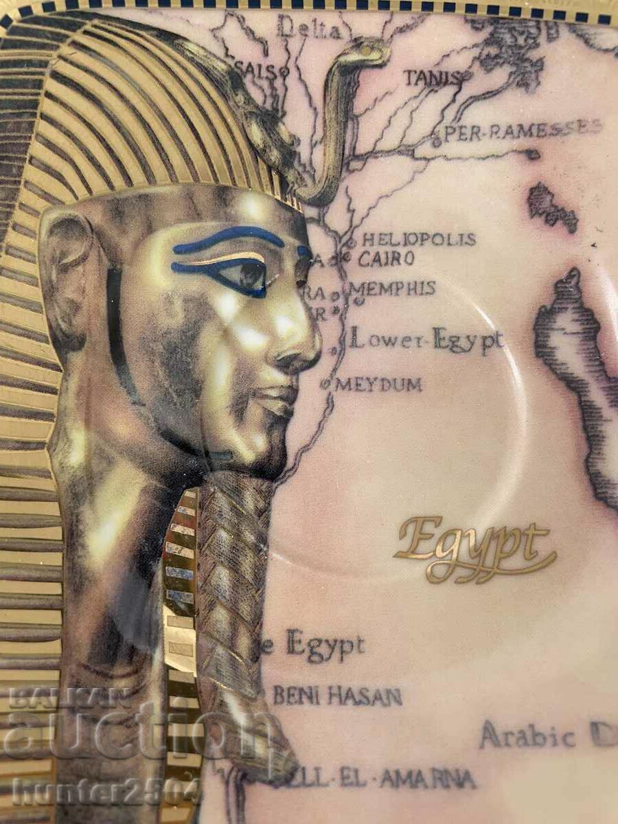 Cake plates, 14/14 cm, Limoges, Egypt with price 44.95 BGN | € 22.98 Cake plates, 14/14 cm, Limoges, Egypt with price 44.95 BGN | € 22.98