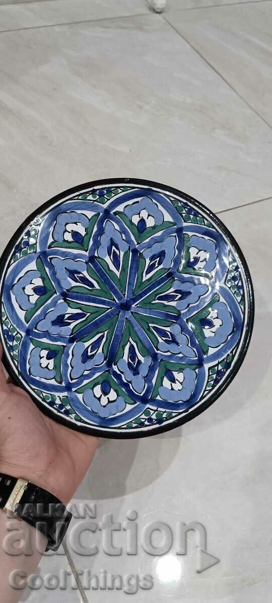 Decorative plate