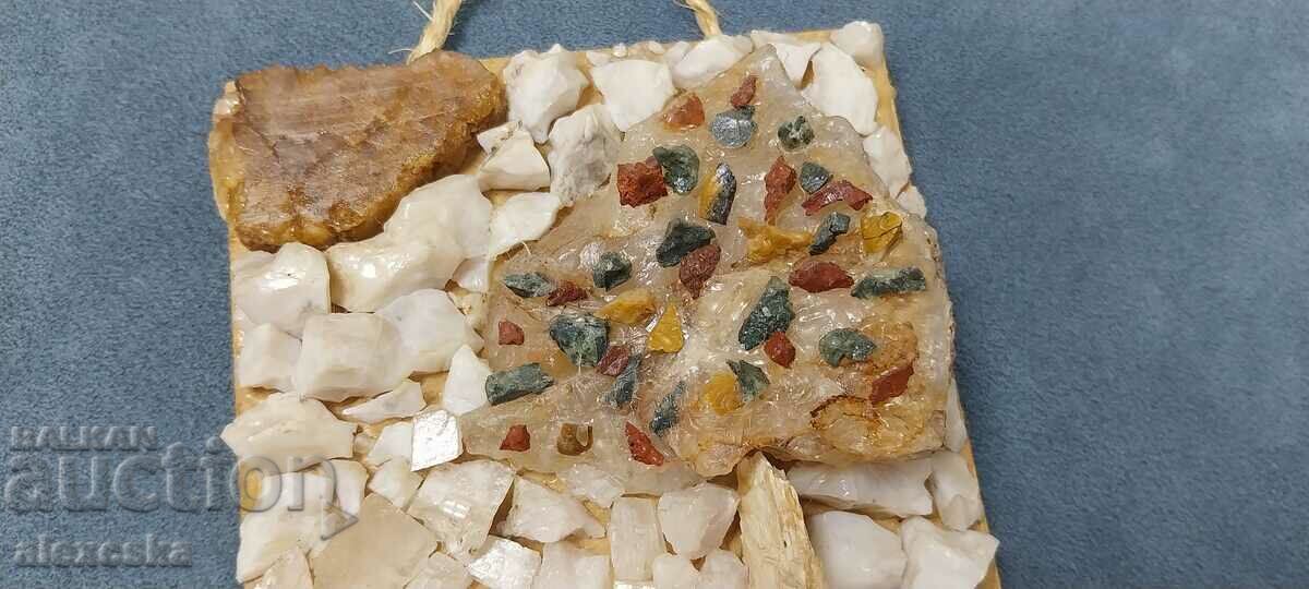 Delivery of Panel of stones and minerals Delivery of Panel of stones and minerals