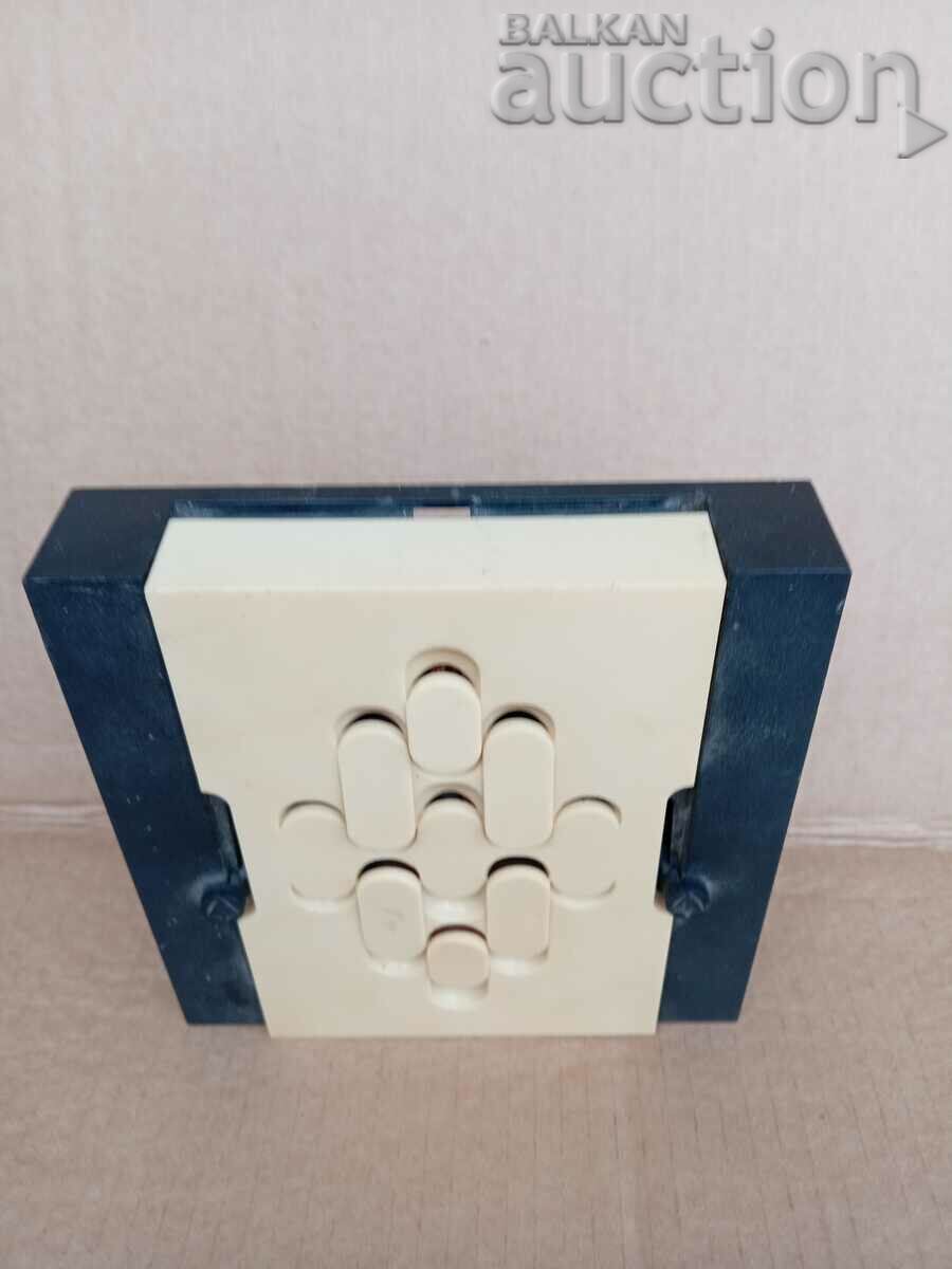 USSR door gong bim bam with light for the blind with price 31.00 BGN | € 15.85 USSR door gong bim bam with light for the blind with price 31.00 BGN | € 15.85