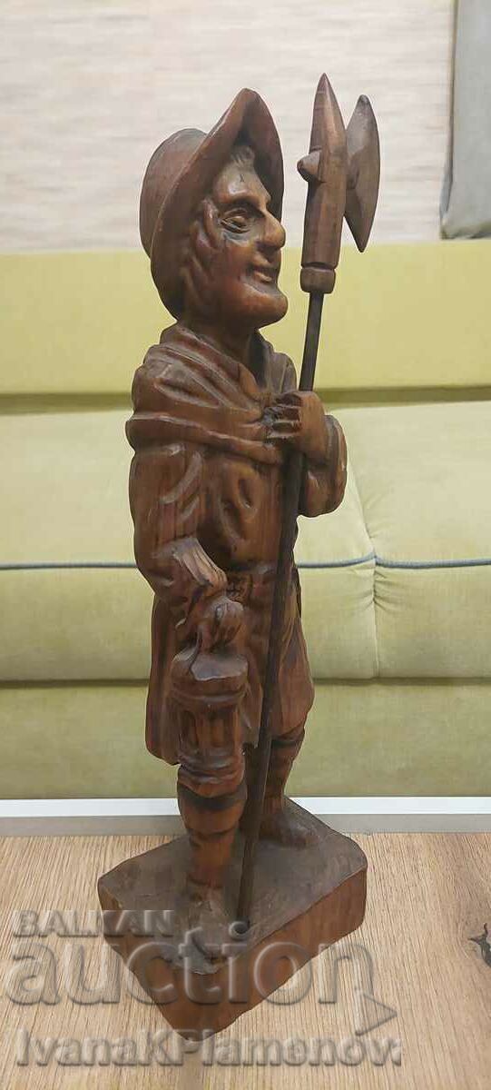 Wood carving height 40cm with price 50.00 BGN | € 25.56 Wood carving height 40cm with price 50.00 BGN | € 25.56