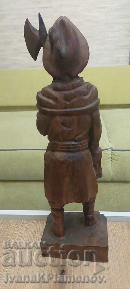 Delivery of Wood carving height 40cm Delivery of Wood carving height 40cm