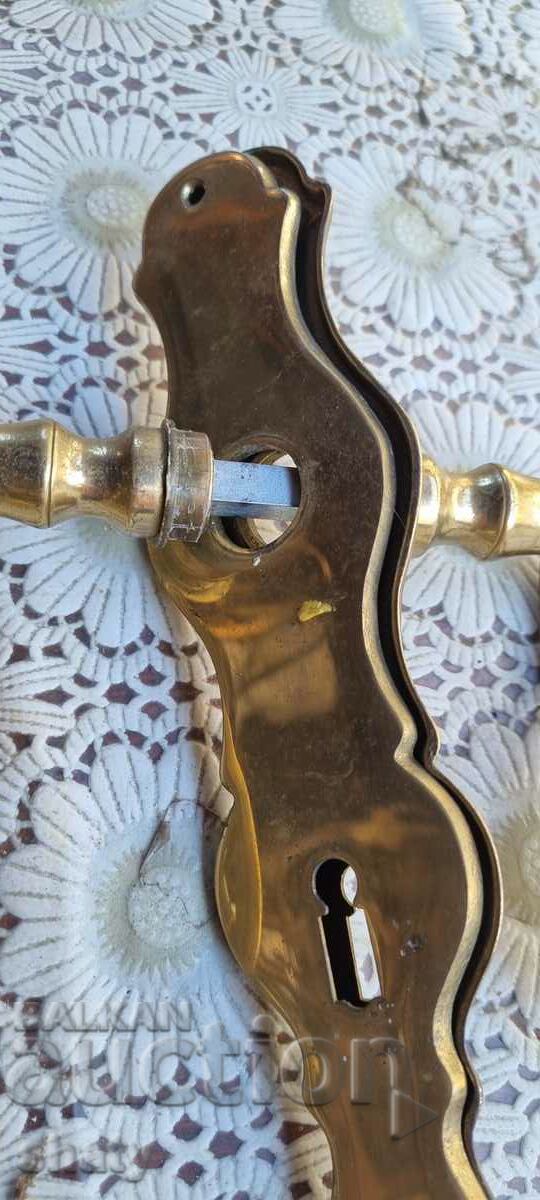 Old bronze doorknobs - 5 Old bronze doorknobs - 5