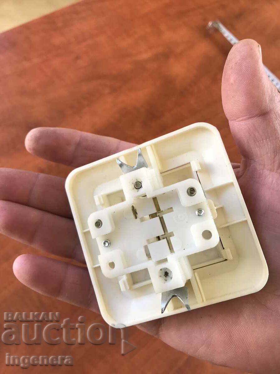 Auction ELECTRIC WRENCH NEW-2 PCS. Auction ELECTRIC WRENCH NEW-2 PCS.