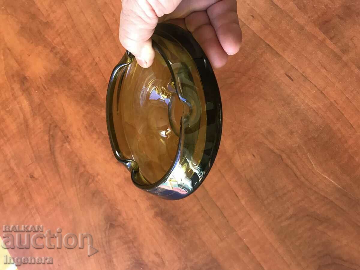 Delivery of THICK GLASS ASHTRAY, EMBOSSED MASSIVE SOCA Delivery of THICK GLASS ASHTRAY, EMBOSSED MASSIVE SOCA
