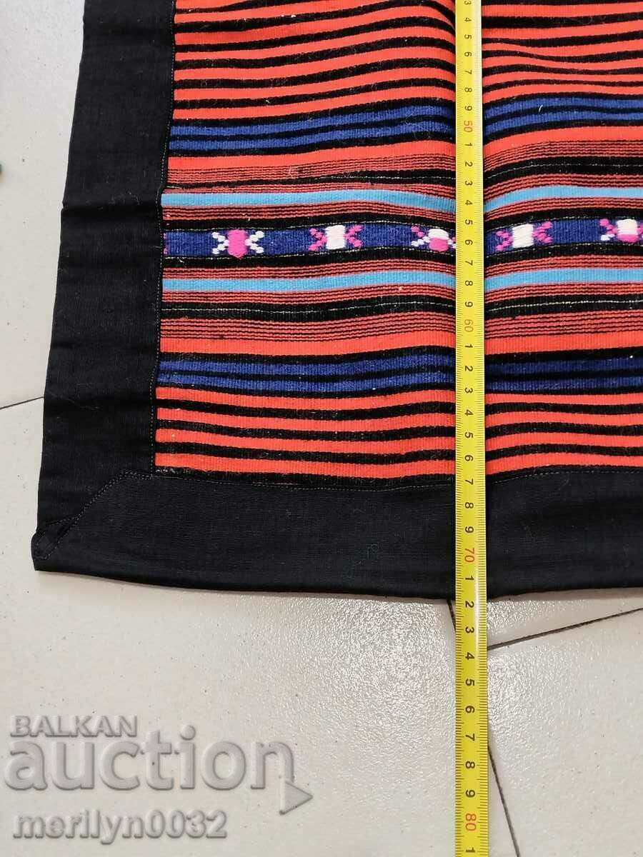 Auction Old woven embroidered apron made of Hunting tinsel, nosia sukman Auction Old woven embroidered apron made of Hunting tinsel, nosia sukman