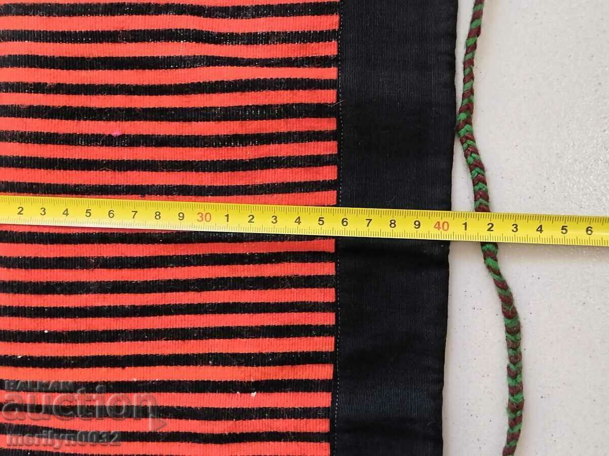 Delivery of Old woven embroidered apron made of Hunting tinsel, nosia sukman Delivery of Old woven embroidered apron made of Hunting tinsel, nosia sukman