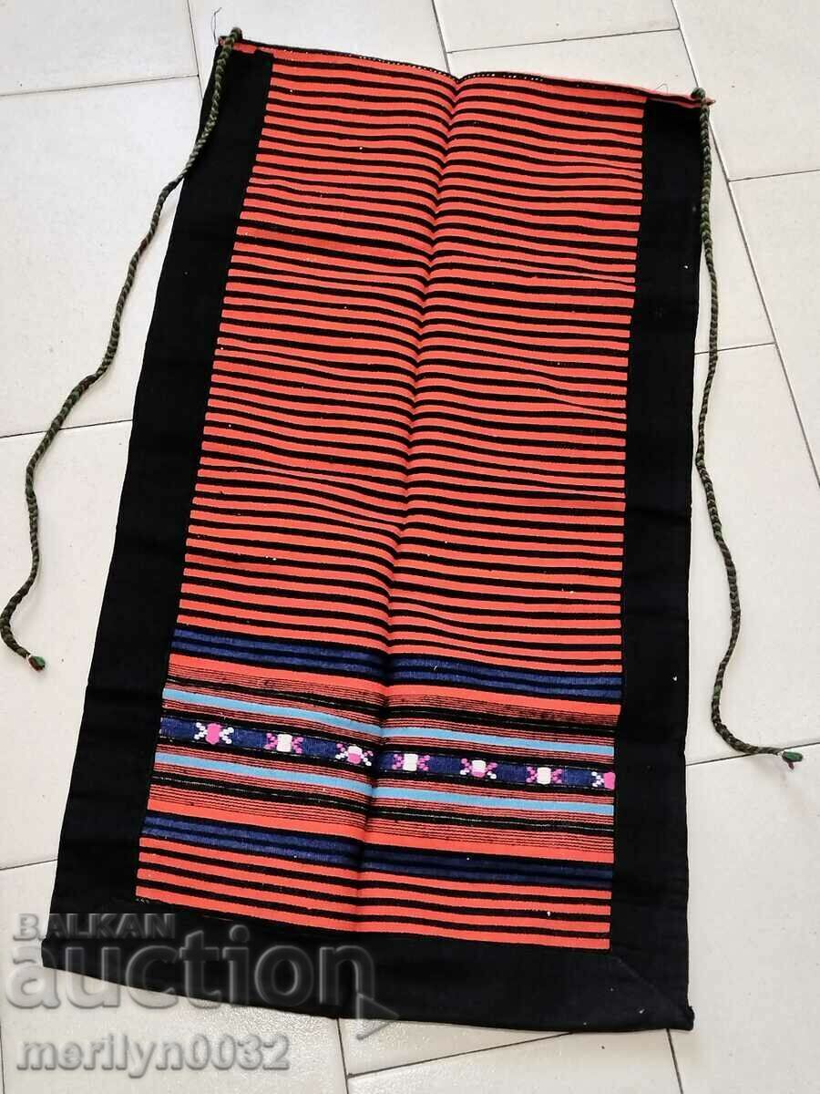 Old woven embroidered apron made of Hunting tinsel, nosia sukman Old woven embroidered apron made of Hunting tinsel, nosia sukman