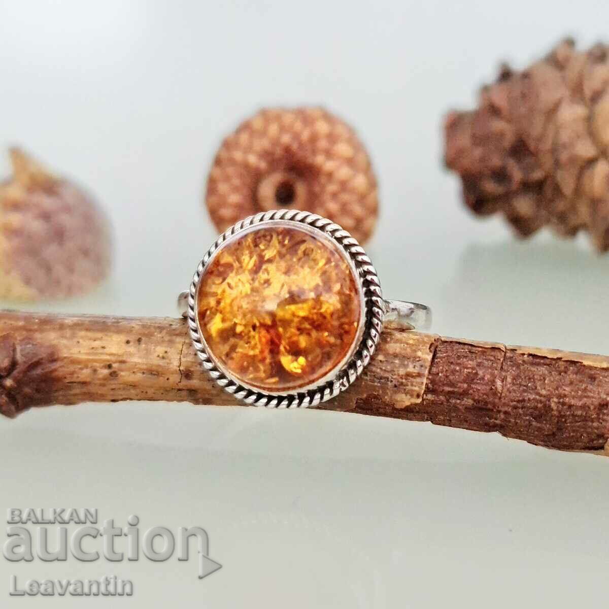 5099 Silver ring with Amber