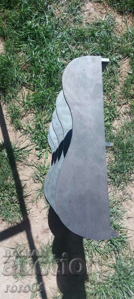 SHELF - STEEL - UP TO 20 KG with price 65.00 BGN | € 33.23