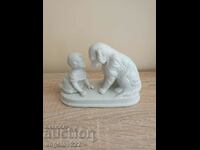 Porcelain figure statuette