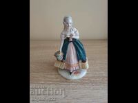 Italian porcelain figure figurine!