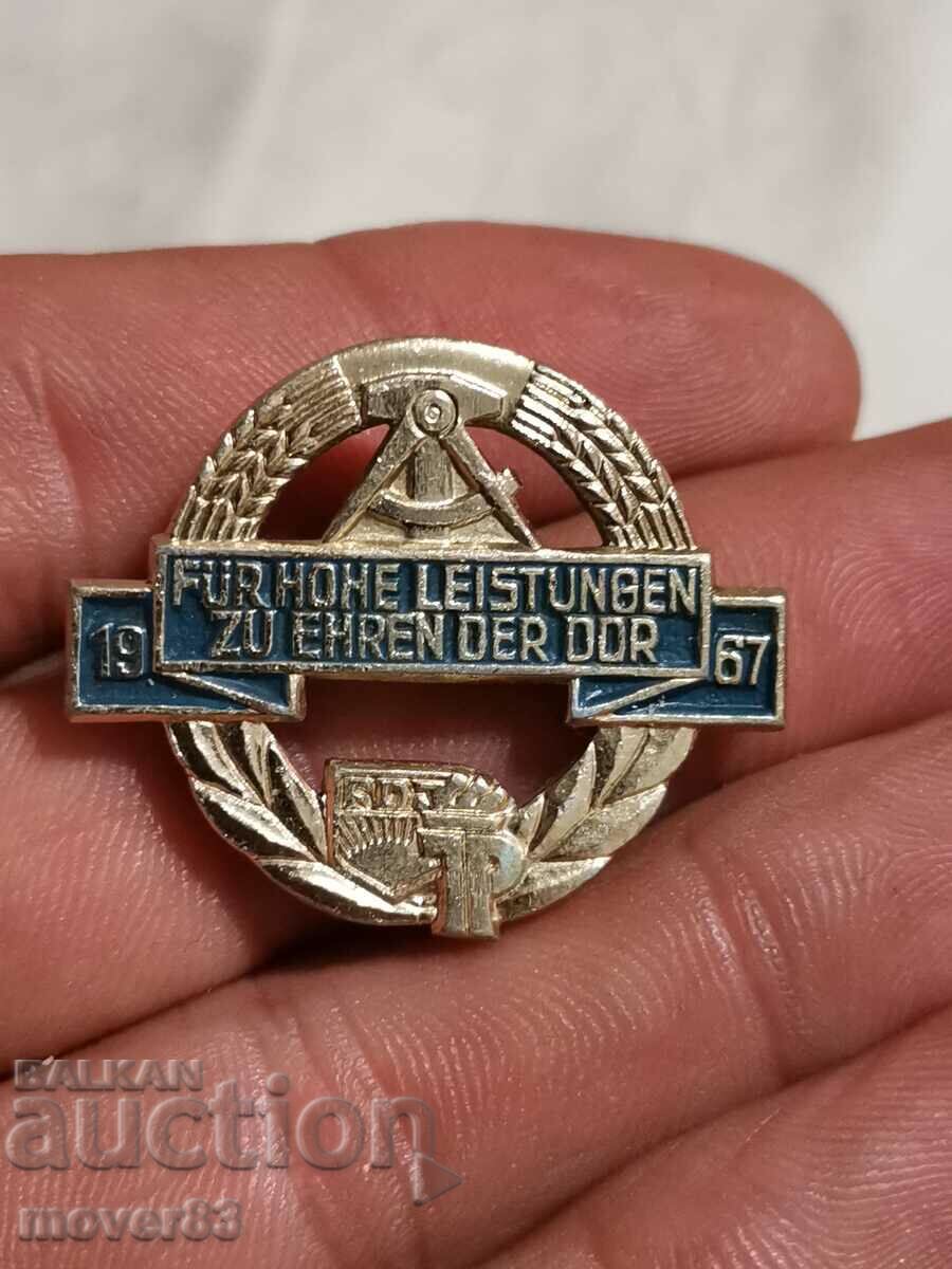 "GDR" badge