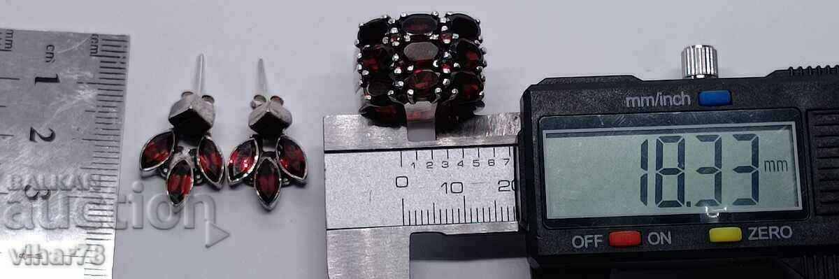 Auction Women's silver garnet ring and earrings Auction Women's silver garnet ring and earrings