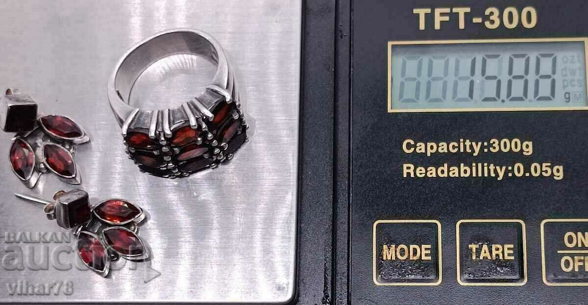 Delivery of Women's silver garnet ring and earrings Delivery of Women's silver garnet ring and earrings