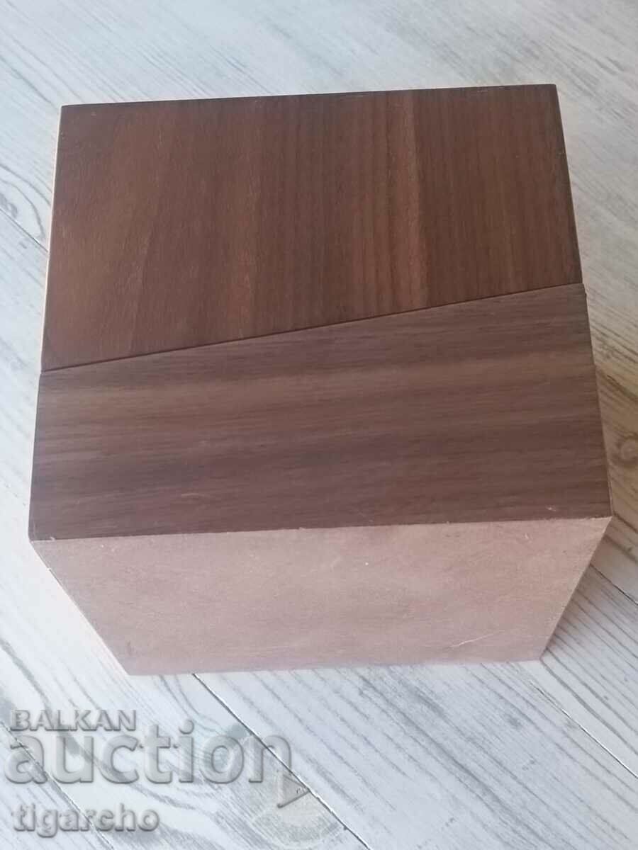 Girard-Perregaux watch box - 7 Girard-Perregaux watch box - 7