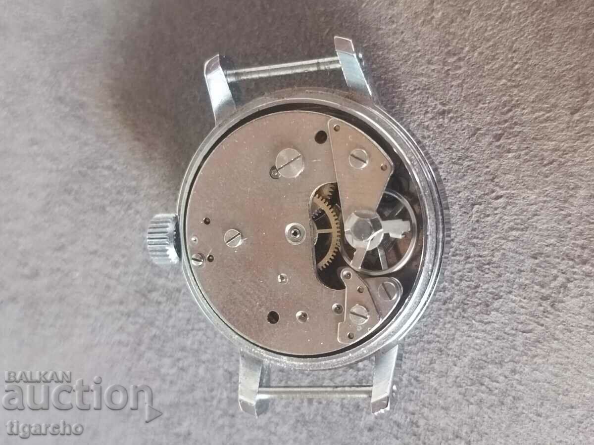 Часовник Ruhla с цена 50.00 лв. | € 25.56 Часовник Ruhla с цена 50.00 лв. | € 25.56