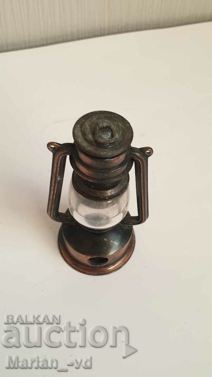 Delivery of Metal collector sharpener - lantern Delivery of Metal collector sharpener - lantern