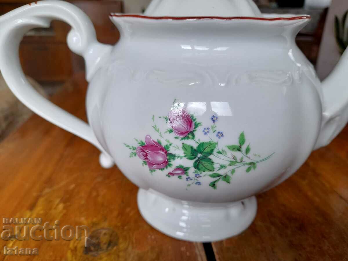 Old porcelain teapot with price 32.00 BGN | € 16.36
