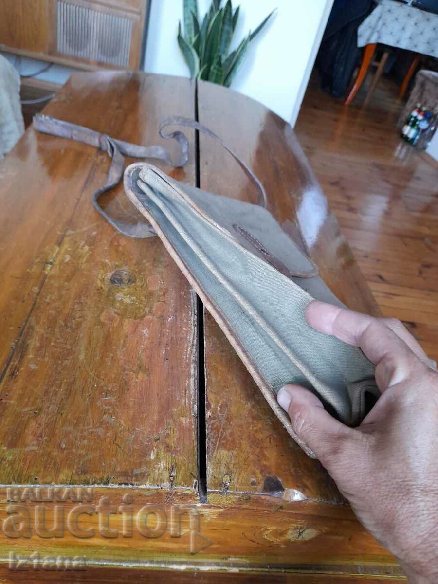 Auction  Old commander's, officer's bag