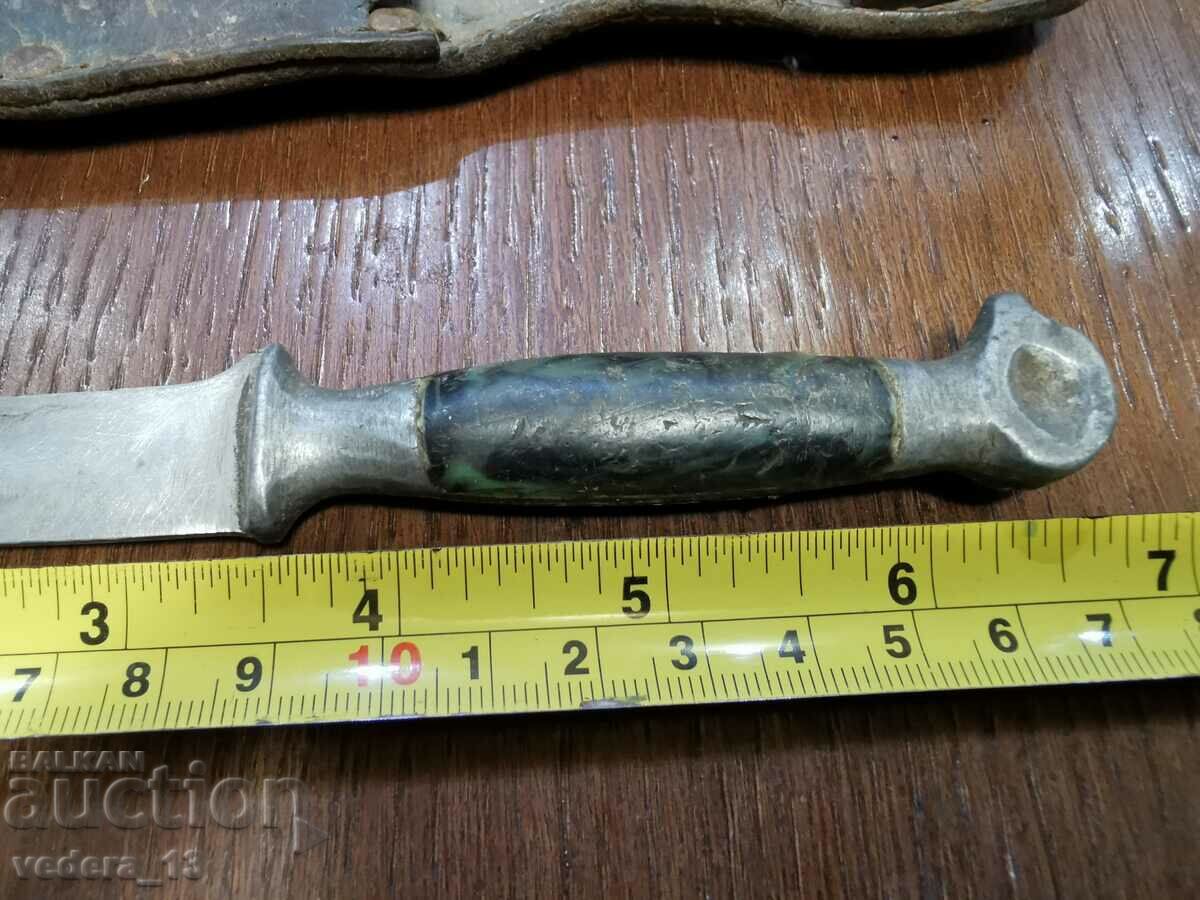 Delivery of OLD KNIFE Delivery of OLD KNIFE