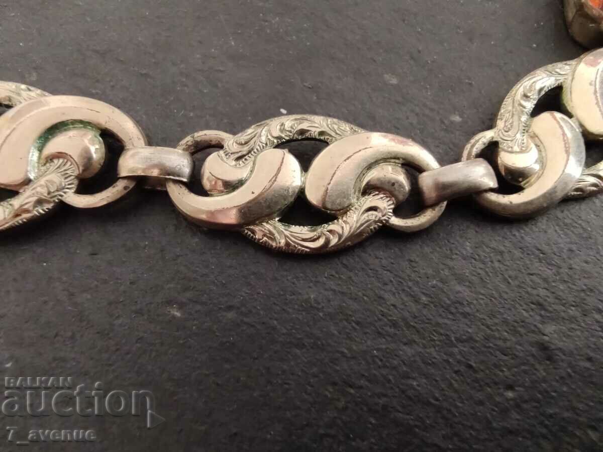 Livrarea Gerdan, colier, bijuterii, 100 de ani, 29.09.24 Livrarea Gerdan, colier, bijuterii, 100 de ani, 29.09.24