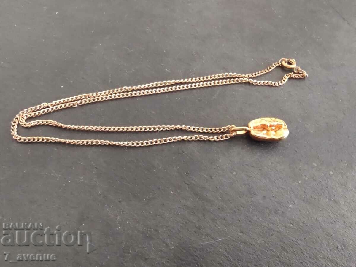 Livrarea Colier, colier, bijuterii, boabe de cafea, 29.09.24 Livrarea Colier, colier, bijuterii, boabe de cafea, 29.09.24