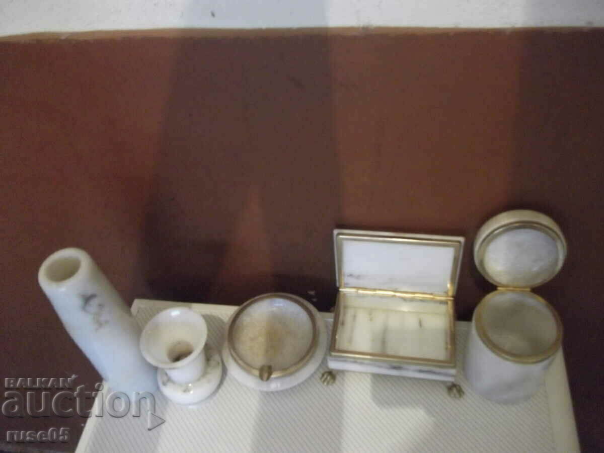 Δημοπρασία Σετ 5 τμχ. μάρμαρο από το κατάστημα «Mineralsouvenir» από τη Σώτσα Δημοπρασία Σετ 5 τμχ. μάρμαρο από το κατάστημα «Mineralsouvenir» από τη Σώτσα