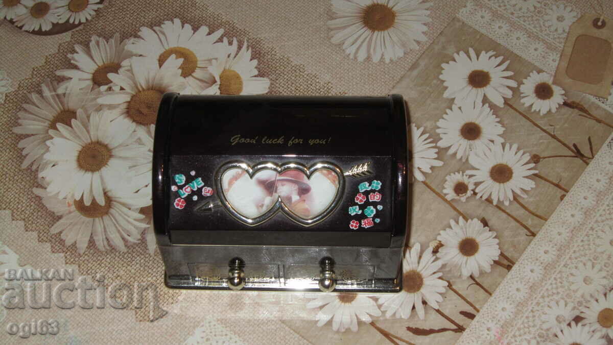 Jewelry box Jewelry box