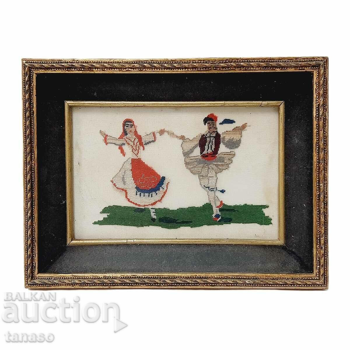 Old ethnic tapestry, embroidery(16.1) Old ethnic tapestry, embroidery(16.1)