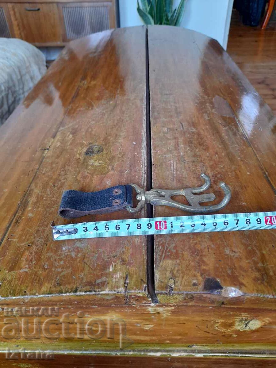 Old hanger, belt loop - 5 Old hanger, belt loop - 5