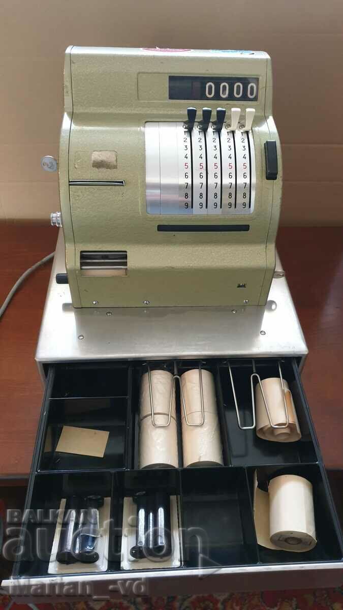 Old collectible cash register