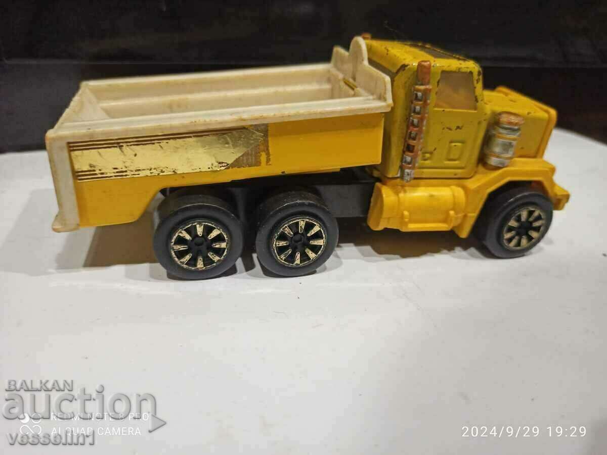 Truck MIR Razgrad Old toy truck mir razgrad with price € 10.00 | 19.56 BGN