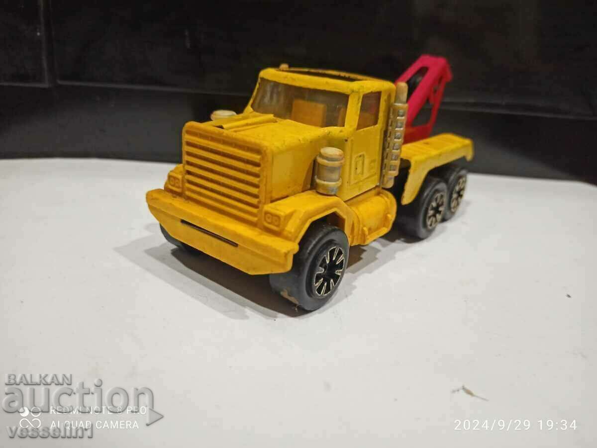 Truck MIR Razgrad Old toy truck mir razgrad with price 15.00 BGN | € 7.67 Truck MIR Razgrad Old toy truck mir razgrad with price 15.00 BGN | € 7.67