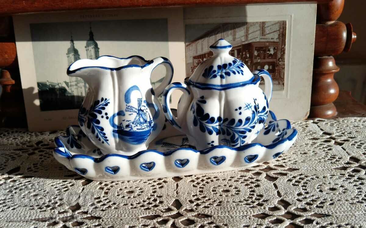 Auction Porcelain, Delft set, Delft, Netherlands, Netherlands, excellent Auction Porcelain, Delft set, Delft, Netherlands, Netherlands, excellent