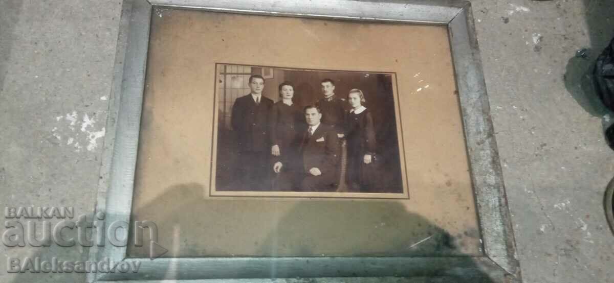 Delivery of Lot of old pictures in frames Delivery of Lot of old pictures in frames