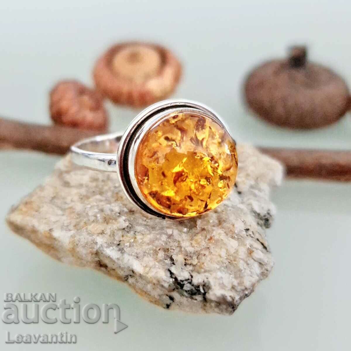 5115 Silver ring with Amber