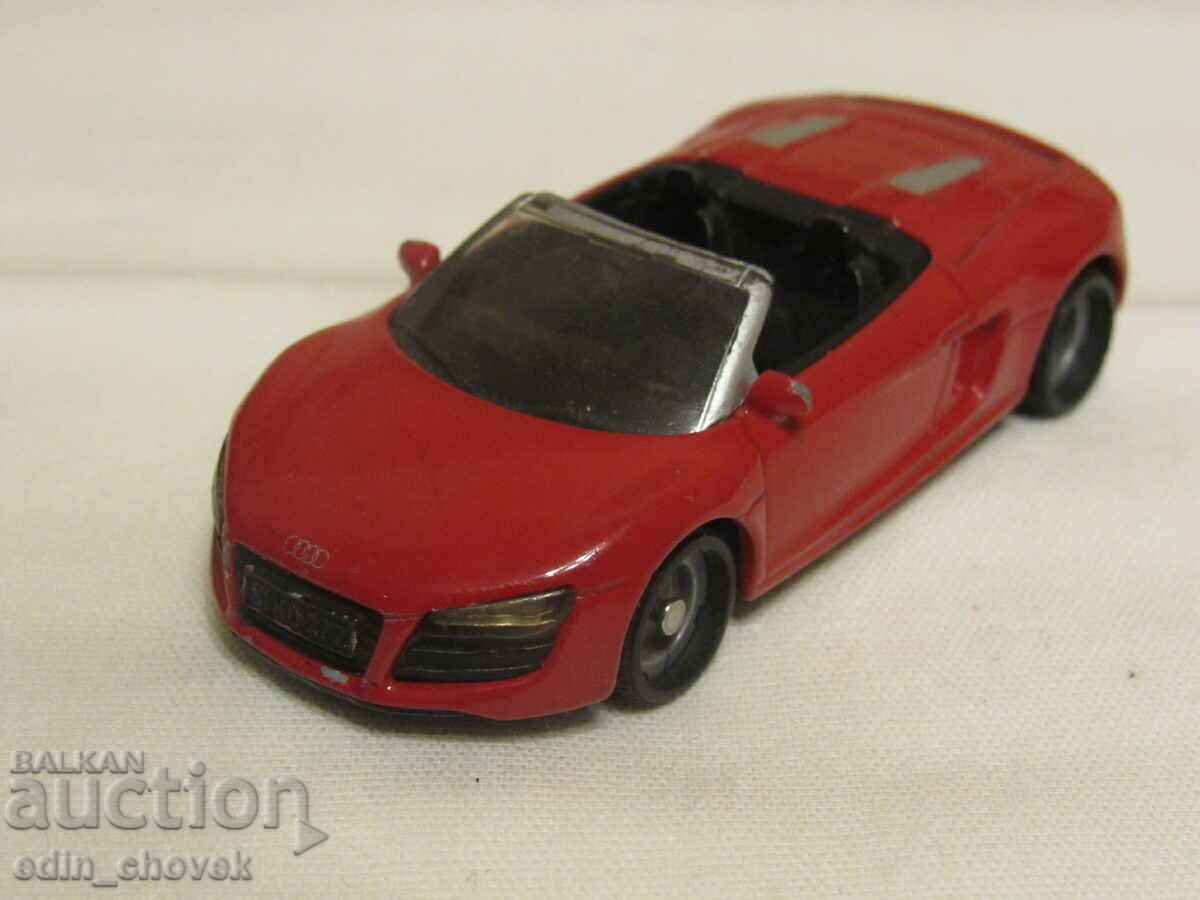 1/55 Siku Audi R8 Spyder количка